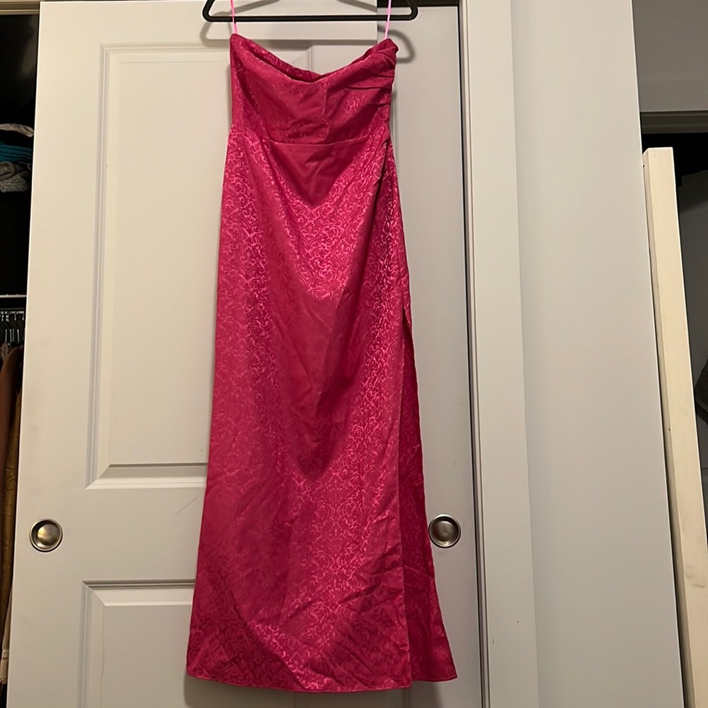 Vici pink strapless maxi dress. Size large.